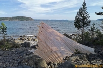 Arknat "Stranded" Rödhällorna, Lövvik 2019